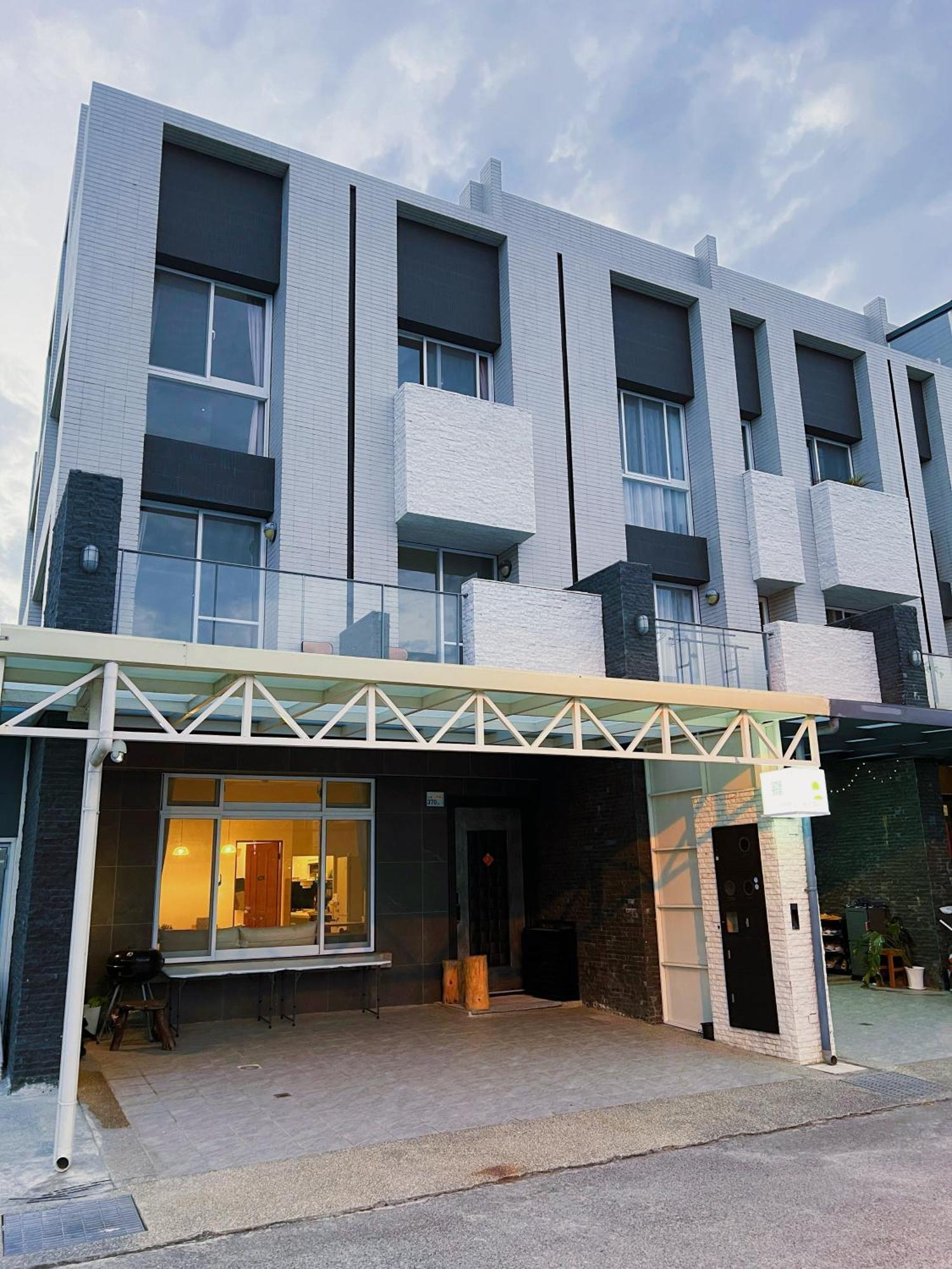 日子有光 Shine Inn Day Kota Tua Kota Tua Hengchun Bagian luar foto