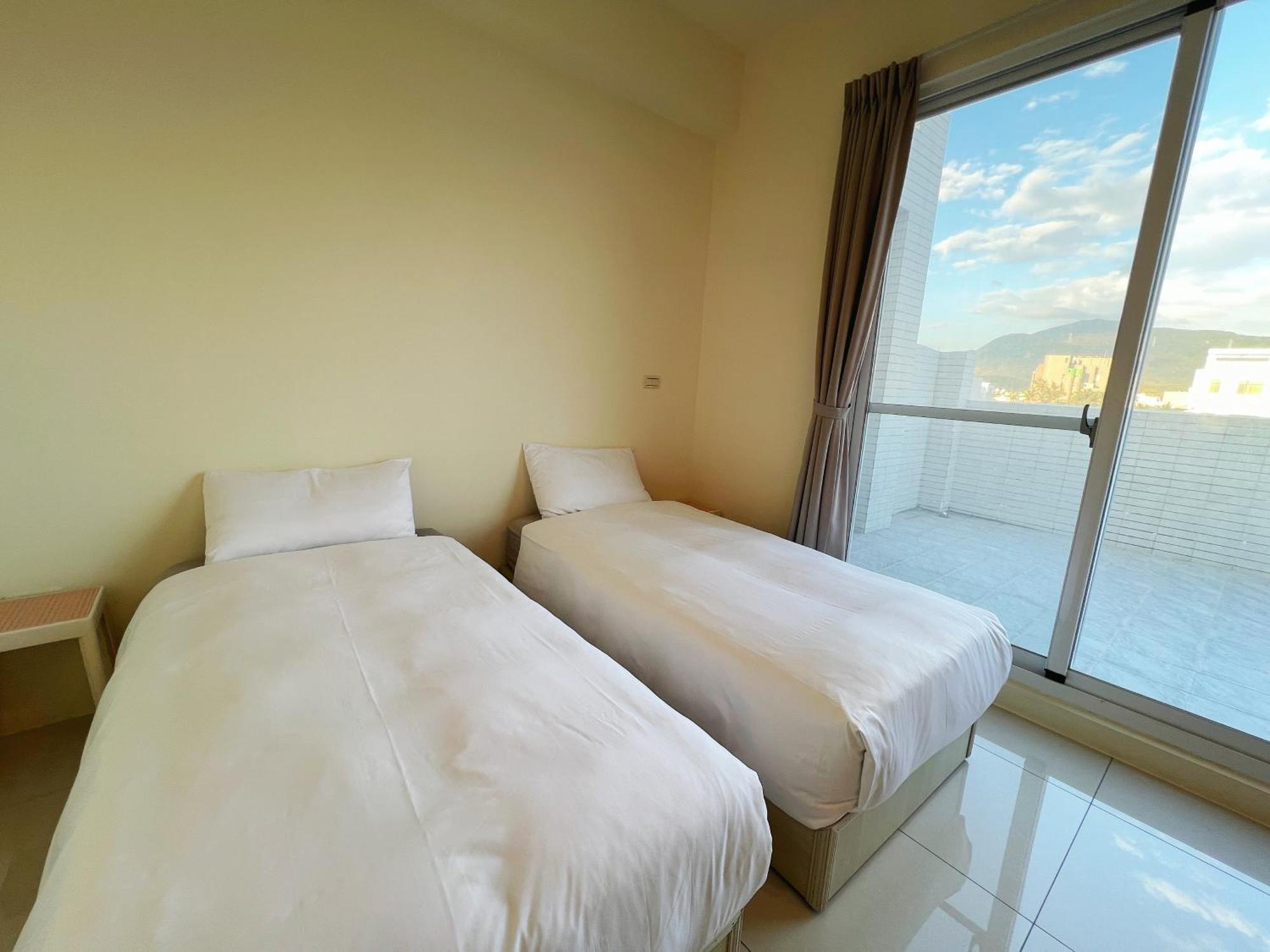 日子有光 Shine Inn Day Kota Tua Kota Tua Hengchun Bagian luar foto