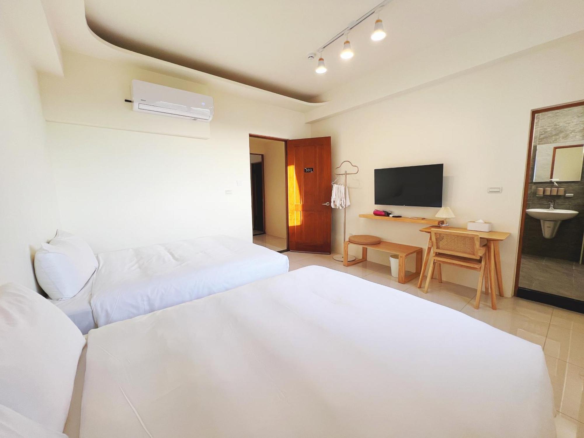 日子有光 Shine Inn Day Kota Tua Kota Tua Hengchun Bagian luar foto